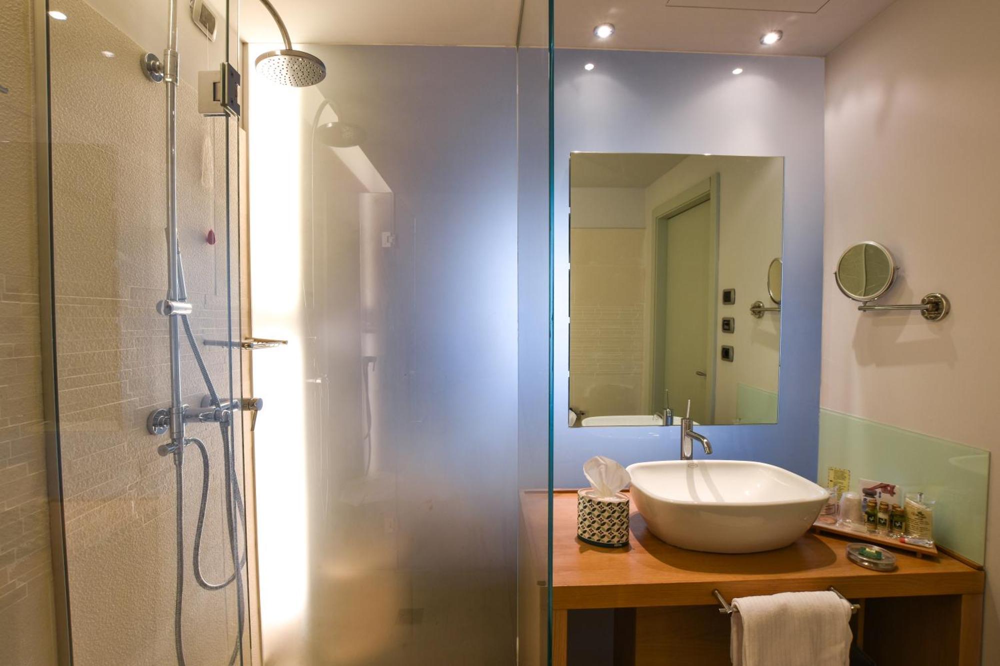 Belfiore Park Hotel 4Stars Superior "Adults Only" เบรนโซเน ซูล การ์ดา ห้อง รูปภาพ