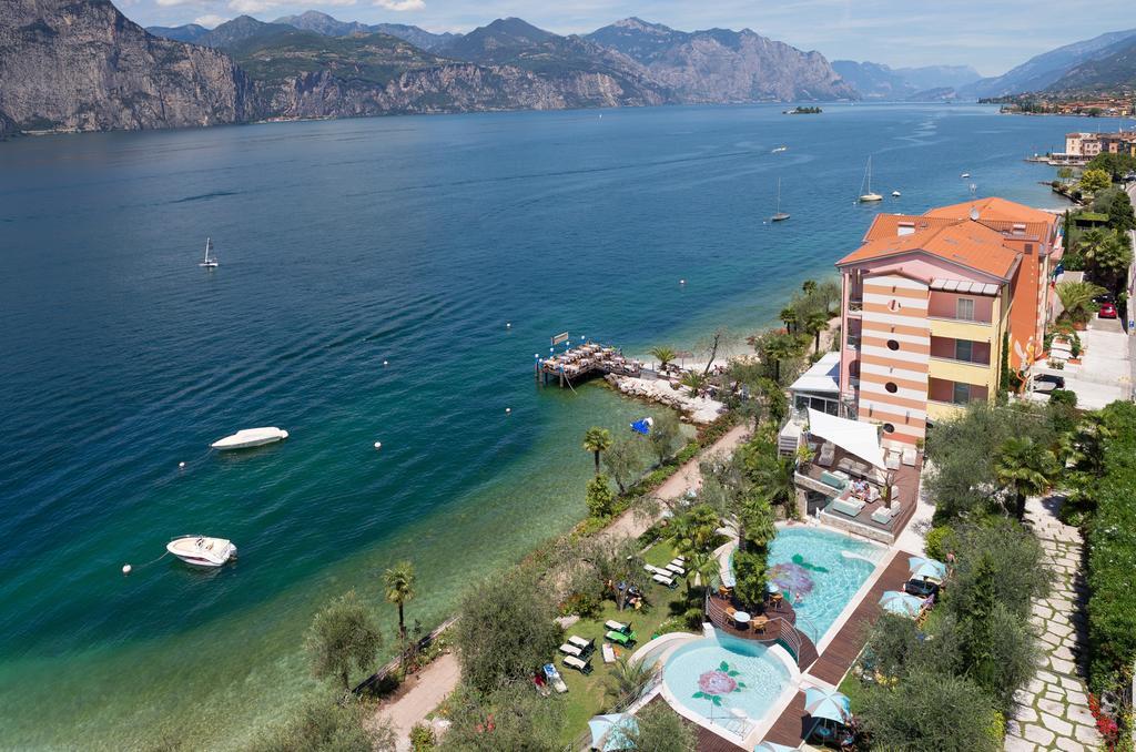 Belfiore Park Hotel 4Stars Superior "Adults Only" เบรนโซเน ซูล การ์ดา ภายนอก รูปภาพ