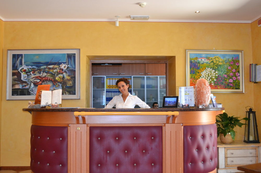 Belfiore Park Hotel 4Stars Superior "Adults Only" เบรนโซเน ซูล การ์ดา ภายนอก รูปภาพ