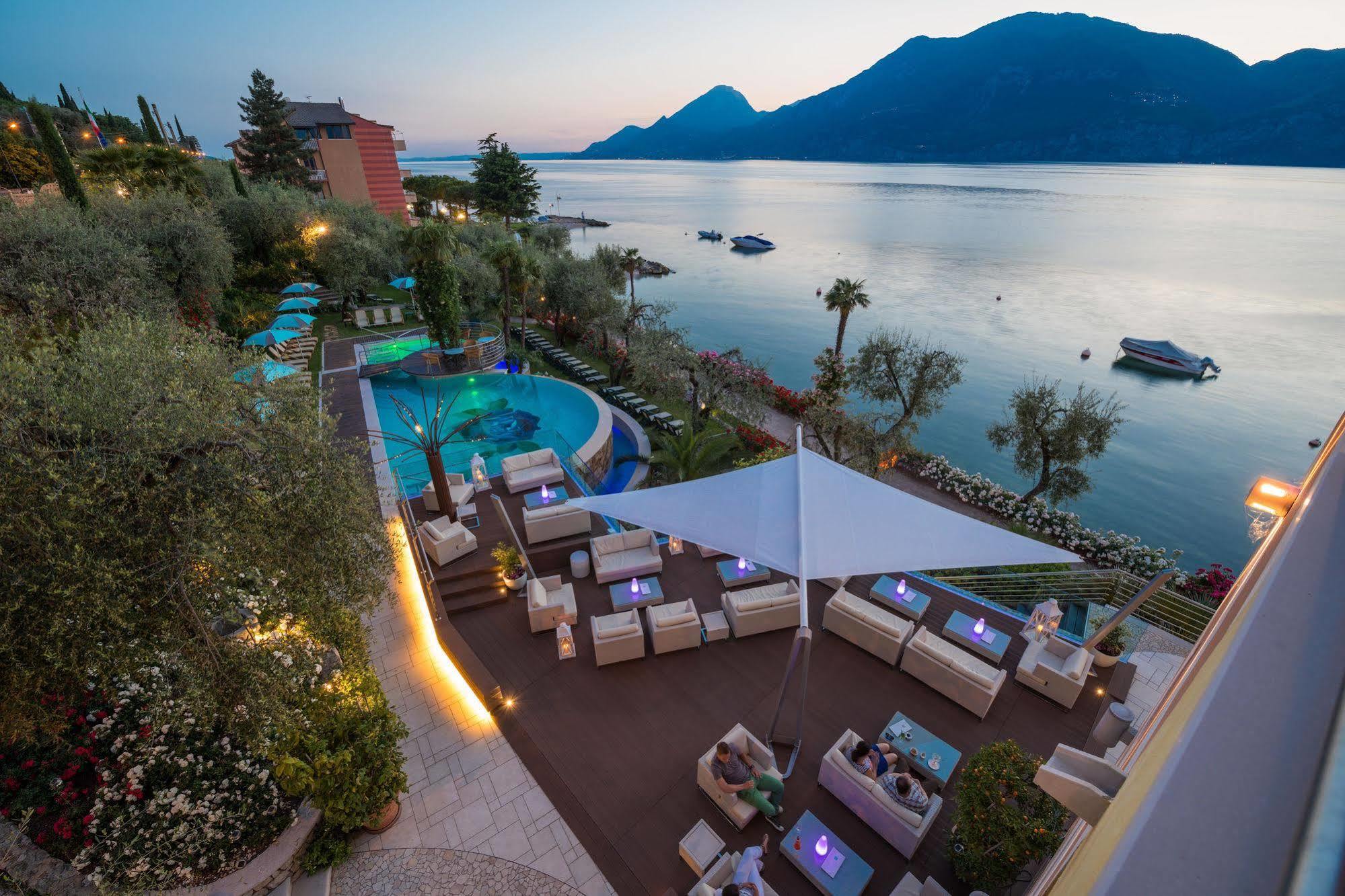 Belfiore Park Hotel 4Stars Superior "Adults Only" เบรนโซเน ซูล การ์ดา ภายนอก รูปภาพ